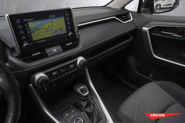 2021 TOYOTA RAV4 - 12