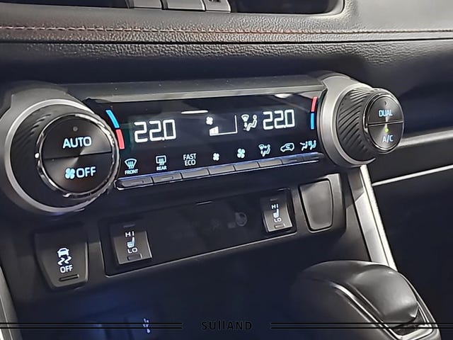 2021 TOYOTA RAV4 - 32