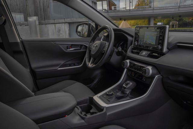 2021 TOYOTA RAV4 - 27