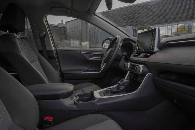 2021 TOYOTA RAV4 - 26