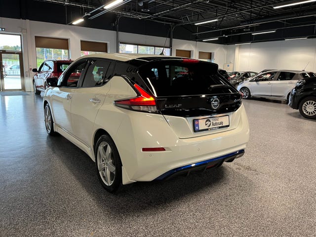 SJNFAAZE1U0048776 2019 NISSAN LEAF-4