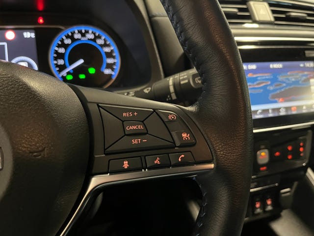 2019 NISSAN LEAF - 15