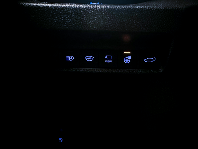 2021 TOYOTA RAV4 - 23