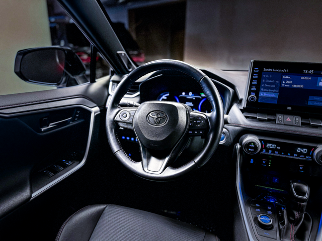 2021 TOYOTA RAV4 - 21