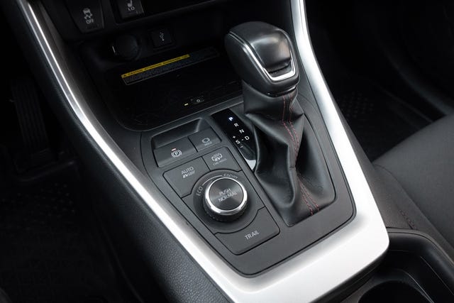 2021 TOYOTA RAV4 - 21