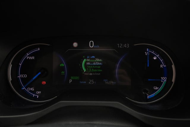 2021 TOYOTA RAV4 - 11