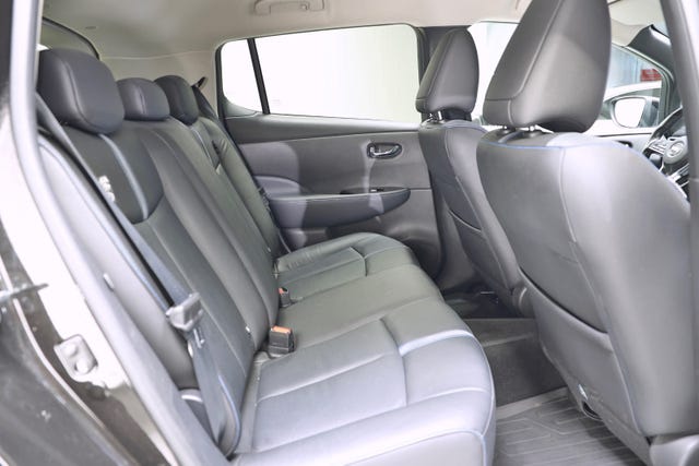 2019 NISSAN LEAF - 16