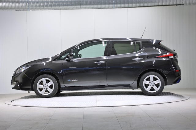 2019 NISSAN LEAF - 10