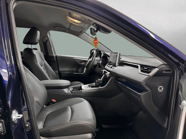 2021 TOYOTA RAV4 - 19