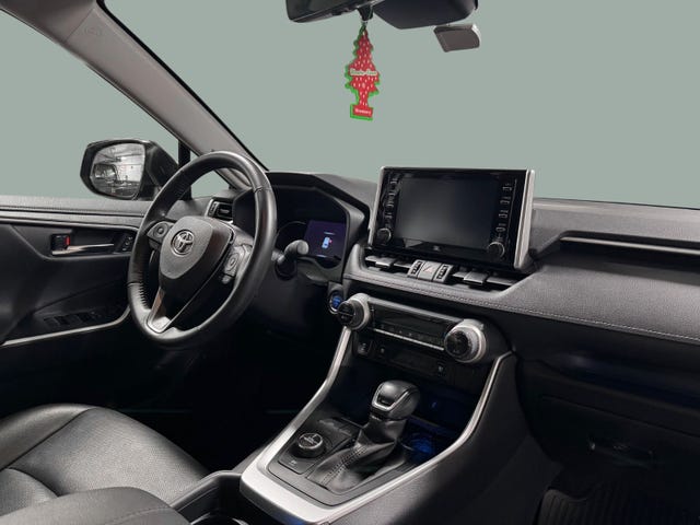 2021 TOYOTA RAV4 - 17