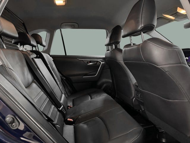 2021 TOYOTA RAV4 - 21