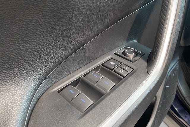 2021 TOYOTA RAV4 - 19