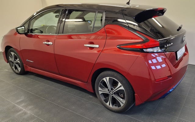 SJNFAAZE1U0084697 2019 NISSAN LEAF-2