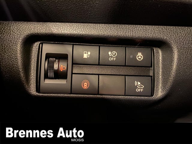 2021 NISSAN LEAF - 24