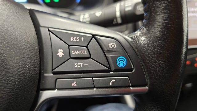 2019 NISSAN LEAF - 26
