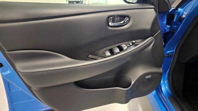 2019 NISSAN LEAF - 20