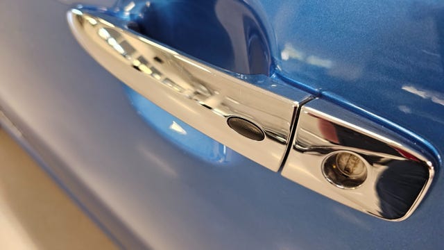 2019 NISSAN LEAF - 8