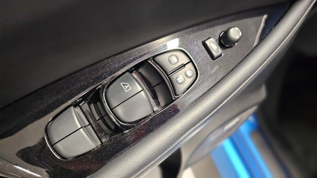 2019 NISSAN LEAF - 21