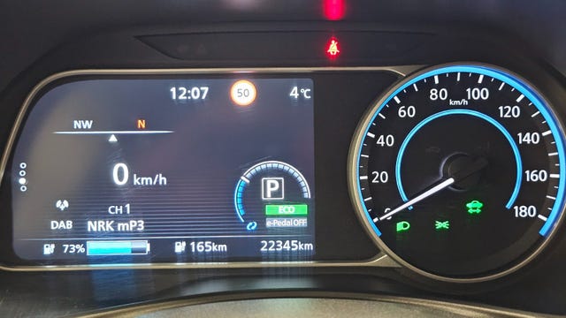 2019 NISSAN LEAF - 24