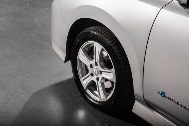 2019 NISSAN LEAF - 9
