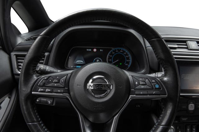 2019 NISSAN LEAF - 16