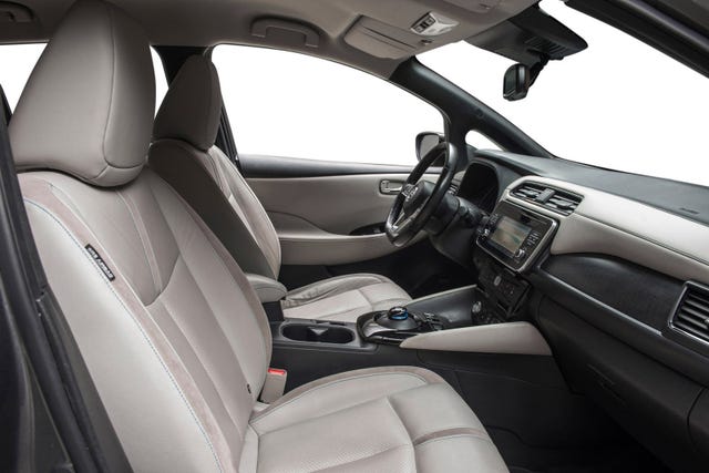 2019 NISSAN LEAF - 7
