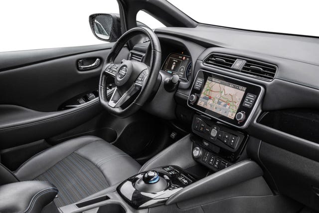 2021 NISSAN LEAF - 26