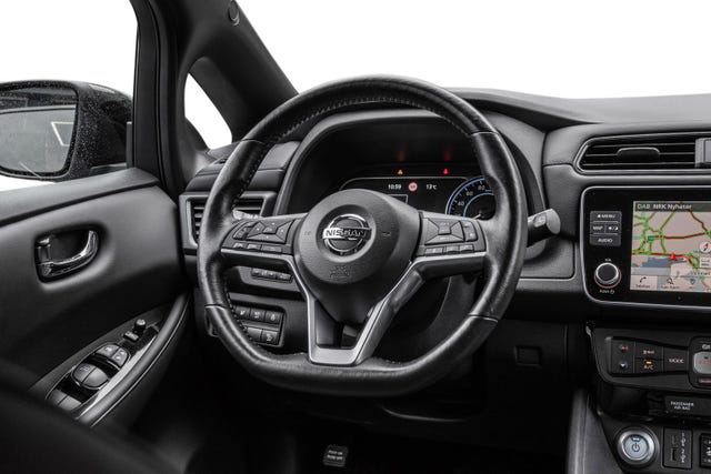 2021 NISSAN LEAF - 15