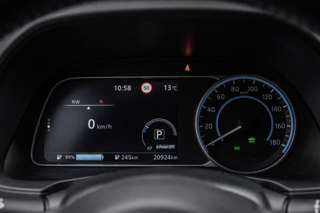 2021 NISSAN LEAF - 19