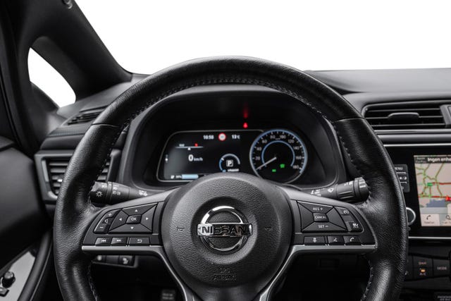 2021 NISSAN LEAF - 16