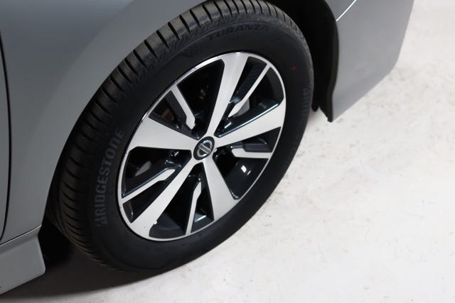 2019 NISSAN LEAF - 13