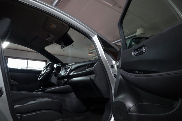 2019 NISSAN LEAF - 14