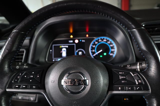 2019 NISSAN LEAF - 21