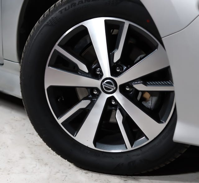 SJNFAAZE1U0077119 2019 NISSAN LEAF-2