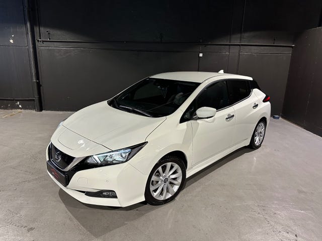 SJNFAAZE1U0139587 2021 NISSAN LEAF-1