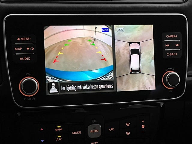 2021 NISSAN LEAF - 24