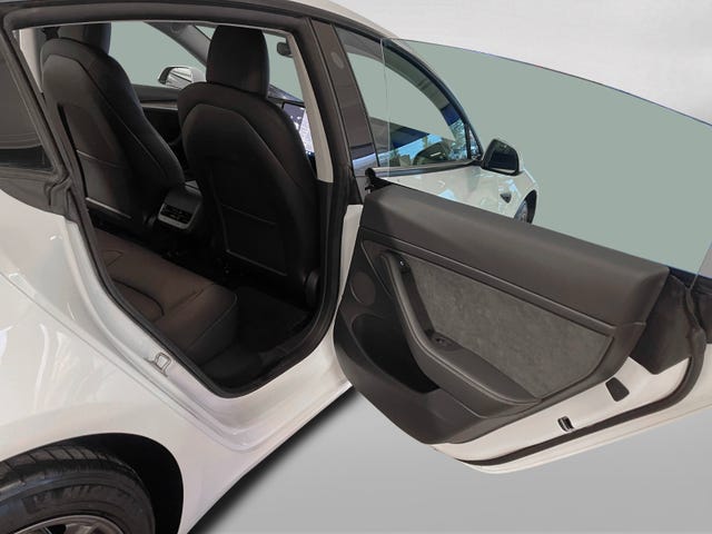 2022 TESLA MODEL 3 - 24