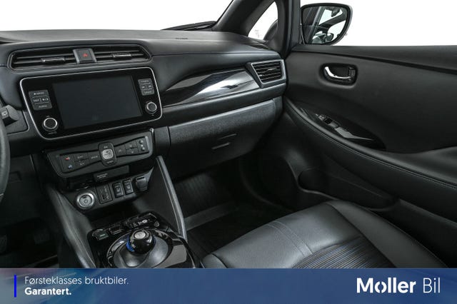 2021 NISSAN LEAF - 10