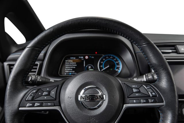 2021 NISSAN LEAF - 12