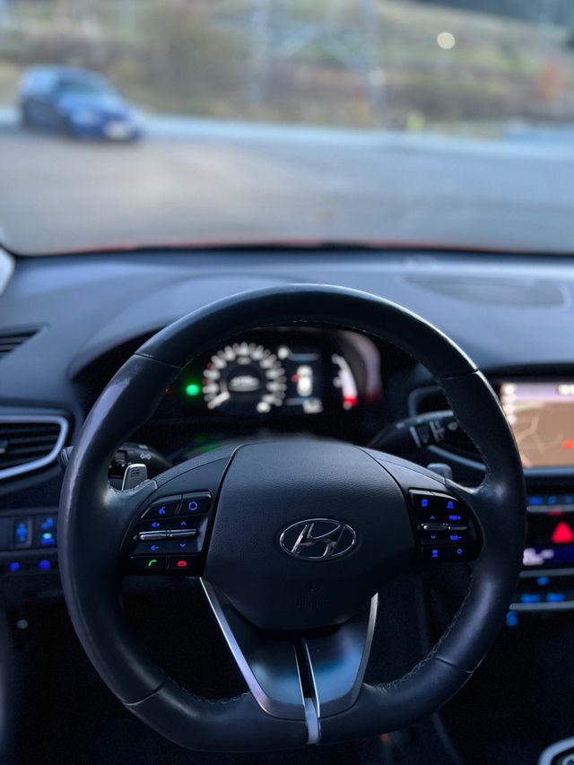 2018 HYUNDAI IONIQ - 26