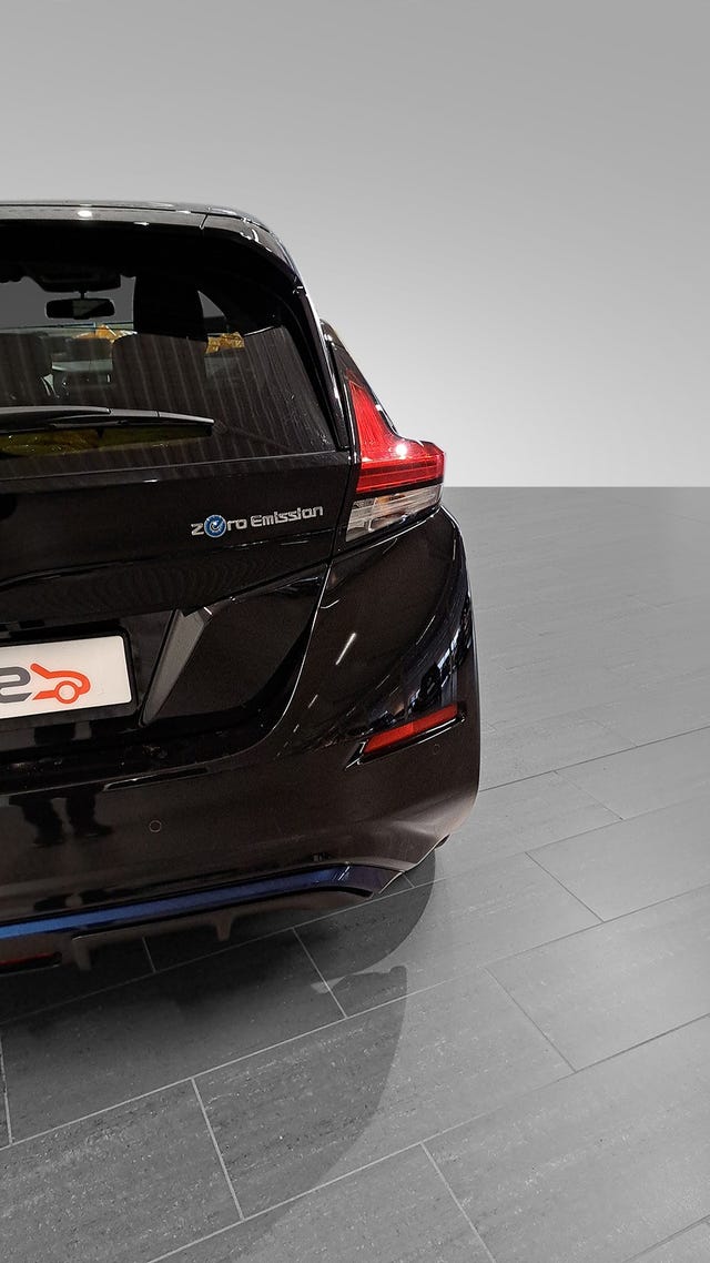 2021 NISSAN LEAF - 9