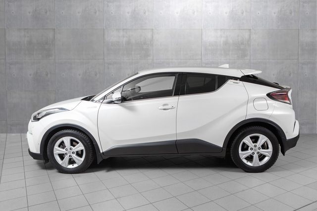 NMTKZ3BX40R147685 2018 TOYOTA C-HR-1