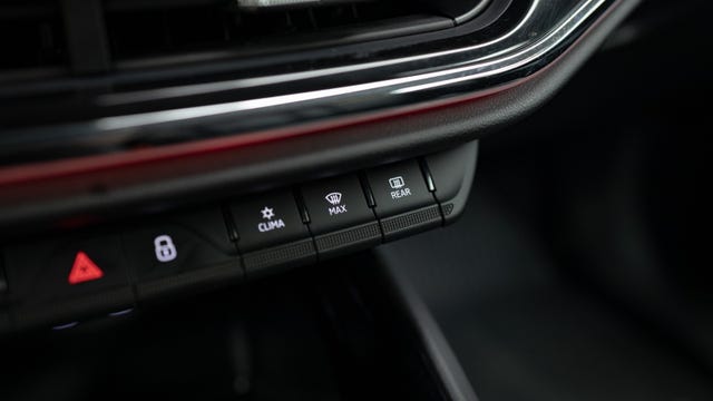 2021 SKODA ENYAQ - 32