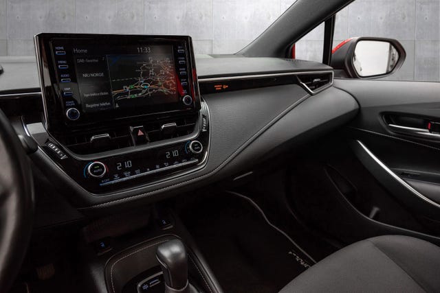 2020 TOYOTA COROLLA - 18