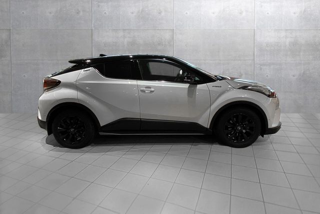 2018 TOYOTA C-HR - 7