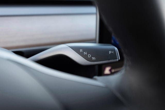 2022 TESLA MODEL 3 - 27