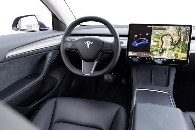 2022 TESLA MODEL 3 - 23
