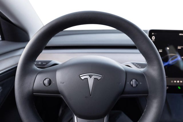 2022 TESLA MODEL 3 - 26