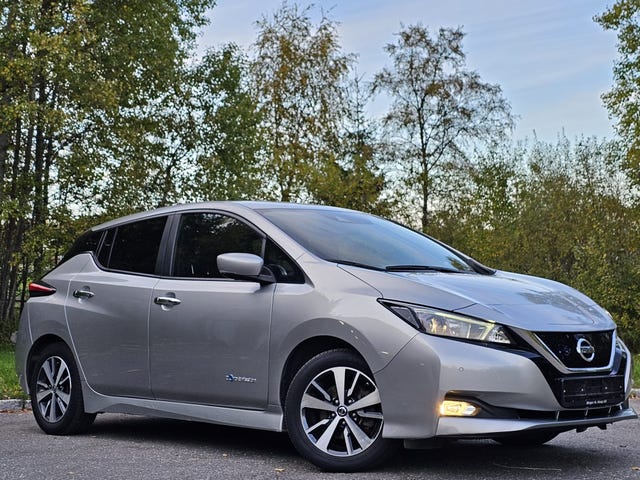 SJNFAAZE1U0045673 2019 NISSAN LEAF-2