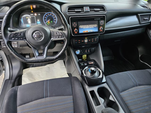 2019 NISSAN LEAF - 9